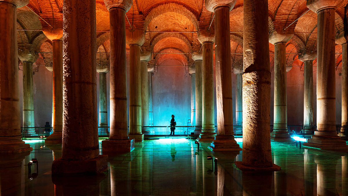 Basilica Cistern visitor guide cover image
